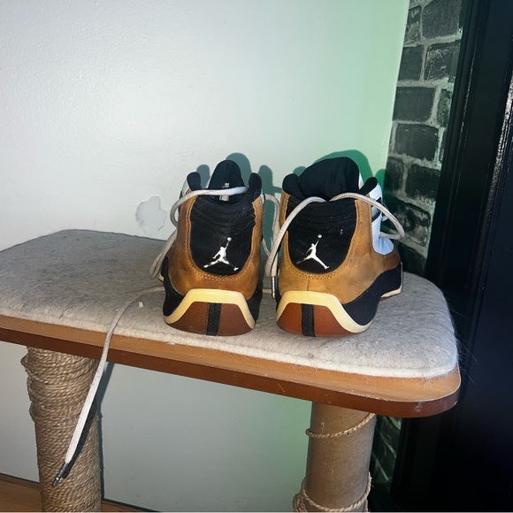 Vintage Jordan size 8.5 M good condition - Picture 3 of 3